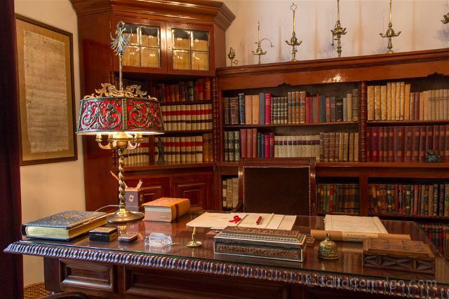 El despacho de Santiago Masó totalmente diseñado siguiendo los principios del Novecentismo Girona Casa Maso Despacho