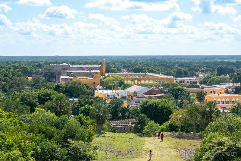 Que Hacer en Izamal Piramide Kinich Kakmo Vistas