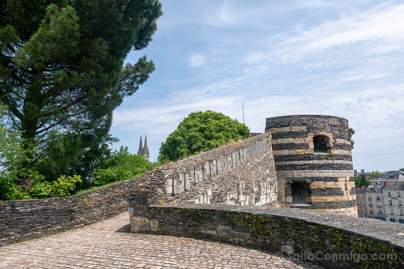 Castillo de Angers Muros Camino Ronda