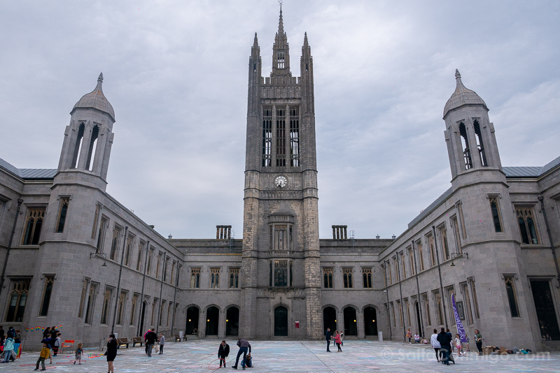 Que Ver en Aberdeen Marischal College Patio