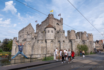 Que Ver En Gante Castillo Condes Flandes Salto
