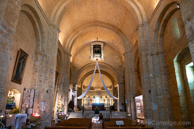 Que Ver en la Camarga Saintes-Maries-de-la-Mer Iglesia