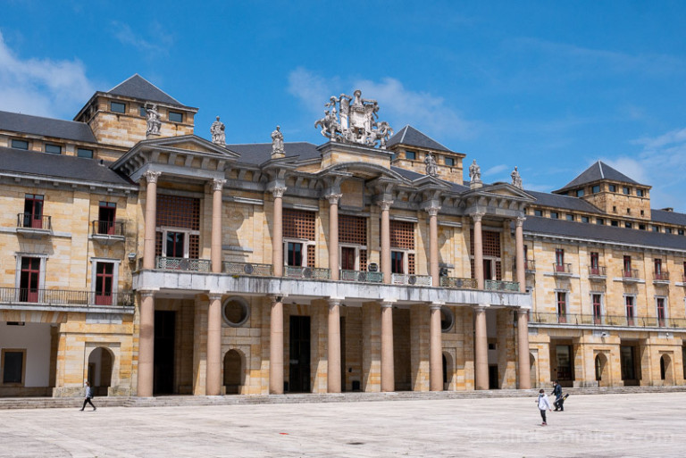 La Laboral De Gij n Visitas Precios Horarios Entradas Historia 