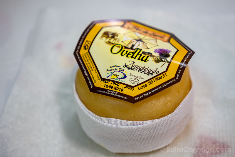 Donde-Comer-en-Lisboa O Regueirao Alfama Queijo Amanteigado