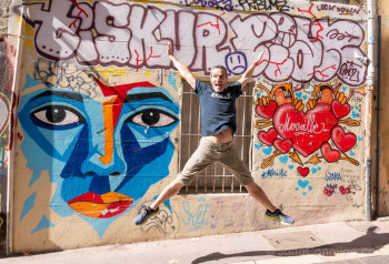 Arte Urbano Marsella Le Panier Corazon Salto