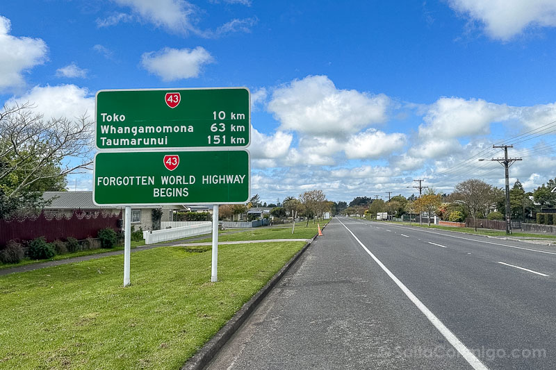 Carretera del Mundo Olvidado Forgotten World Highway Inicio Cartel