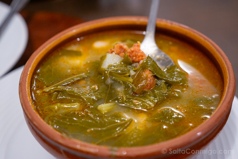 Donde Comer en A Coruna O'Tarabelo Caldo Gallego