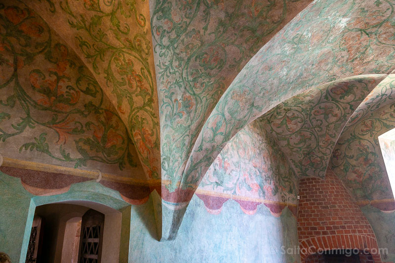 Castillo de Malbork Dormitorio Gran Maestre Frescos