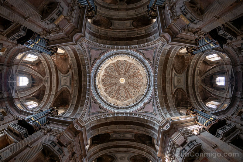 Basilica de Mafra Lisboa Portugal Crucero Ojo Pez