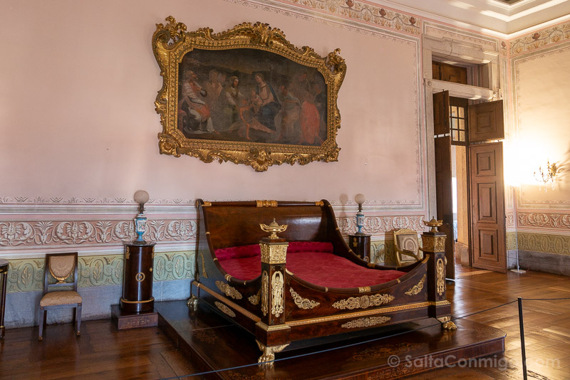 Palacio de Mafra Lisboa Portugal Aparatmentos Rey Habitacion Cama
