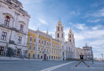 Palacio de Mafra Lisboa Portugal Fachada Salto
