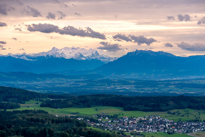 Que Ver en Zurich Uetliberg Vistas Montanas Atardecer