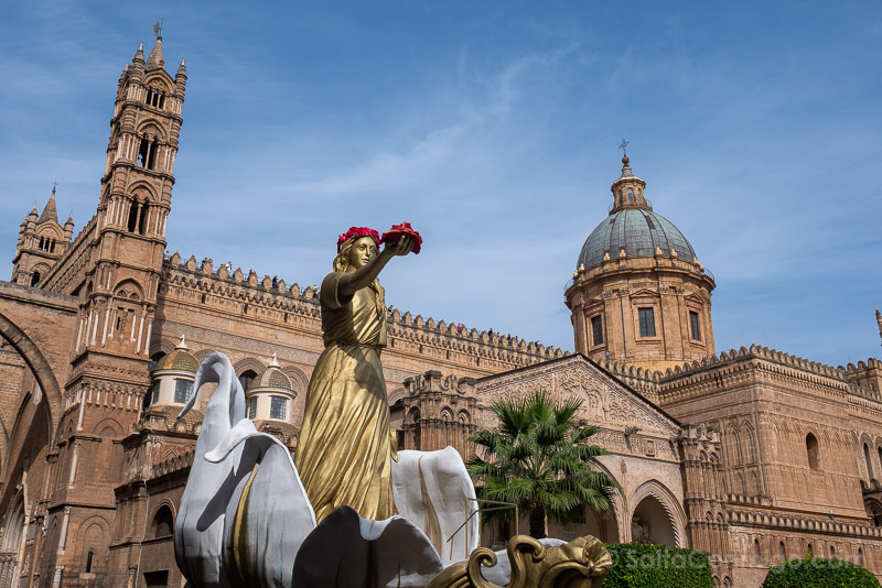 Patrimonio-UNESCO-Arabe Normando Palermo Catedral Carroza Santa Rosalia