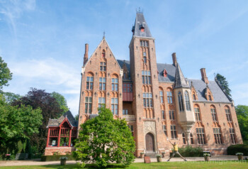 Castillo de Loppem Flandes Belgica Salto
