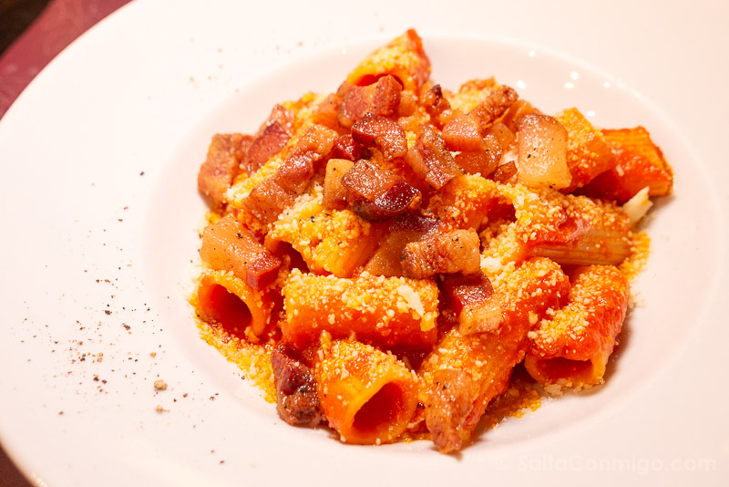 Donde Comer en Roma Hosteria Grappolo d'Oro Amatriciana