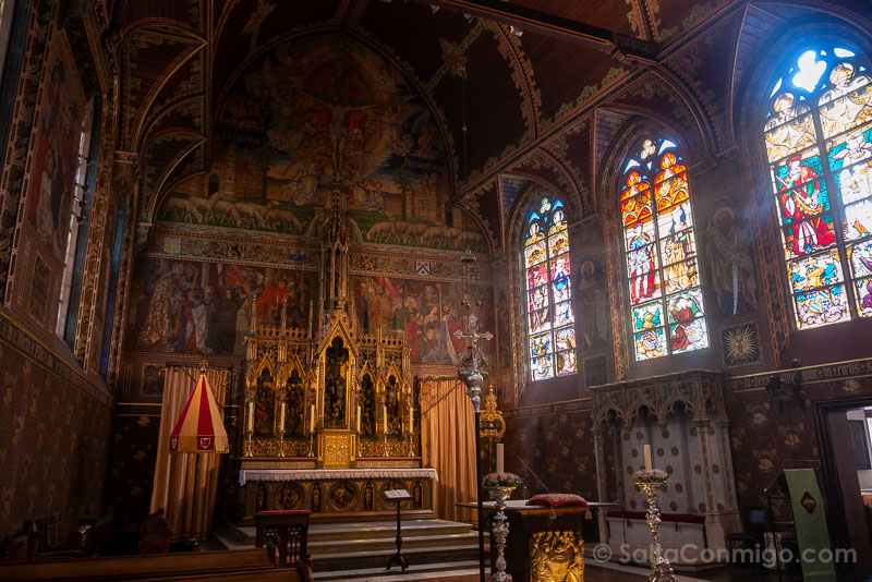 Que Visitar en Brujas Basilica Santa Sangre Superior