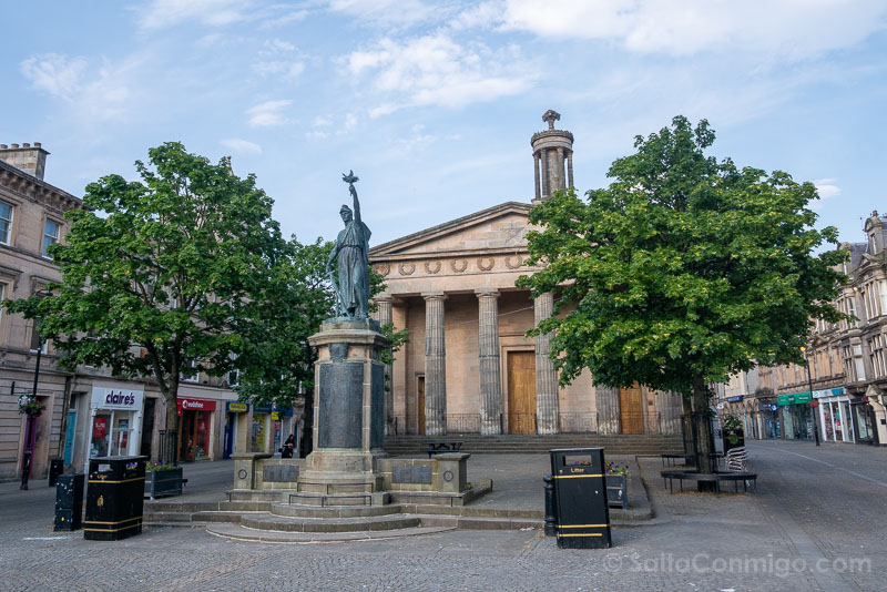 Que Ver en Elgin Escocia The Plainstones High St Giles Church