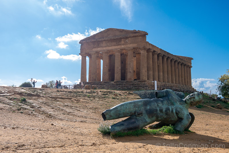 Templos Griegos de Sicilia Agrigento Escultura