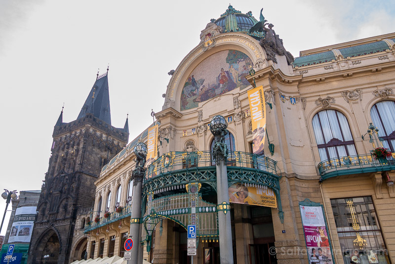 Casa Municipal de Praga Obecni Dum Exterior