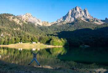 Que Ver en Bearn Pic du Midi Ossau Lago Bious-Artigues Salto