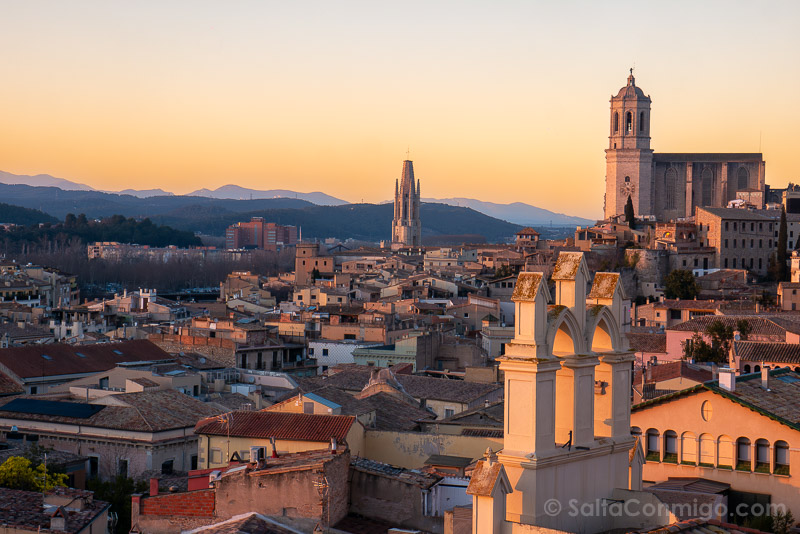 Que Ver en Girona Ciudad Camino Ronda Atardecer