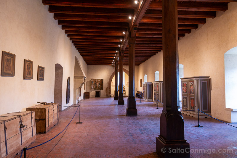 Castillo de Karlstejn Chequia Palacio Imperial Sala Caballeros