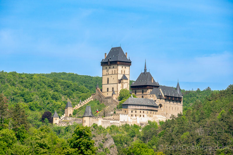 Castillo de Karlstejn Chequia Vista Pueblo