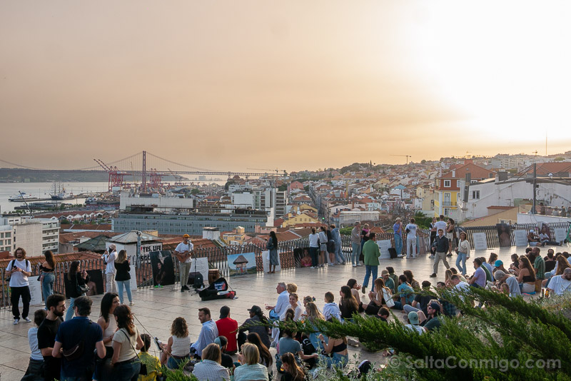 Miradores de Lisboa Santa Catarina Atardecer