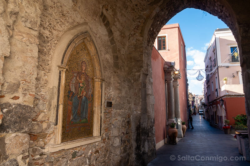 Que Ver en Taormina Porta di Mezzo