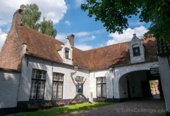 Brujas Begijnhof Salto