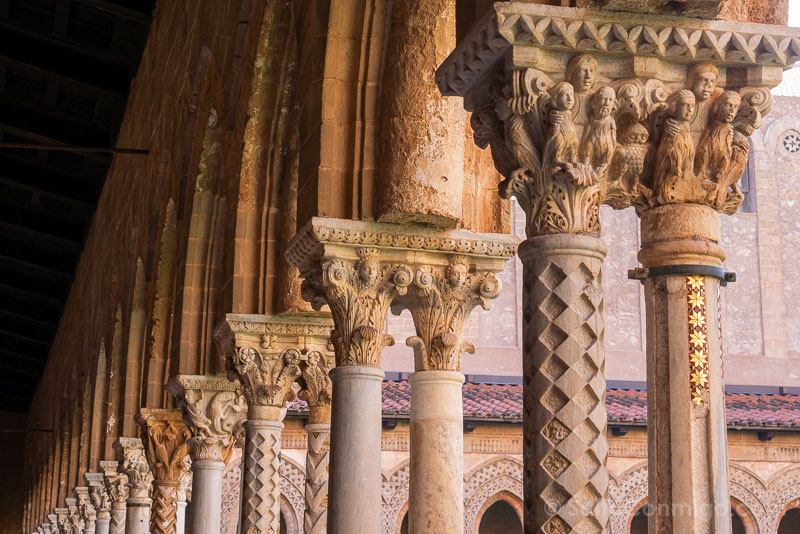 Catedral de Monreale Sicilia Claustro Capiteles