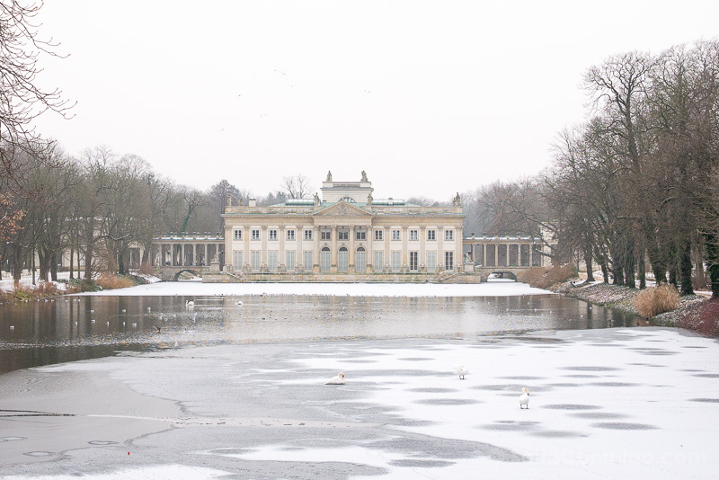 Parque Lazienki Varsovia Palacio sobre el agua Nieve