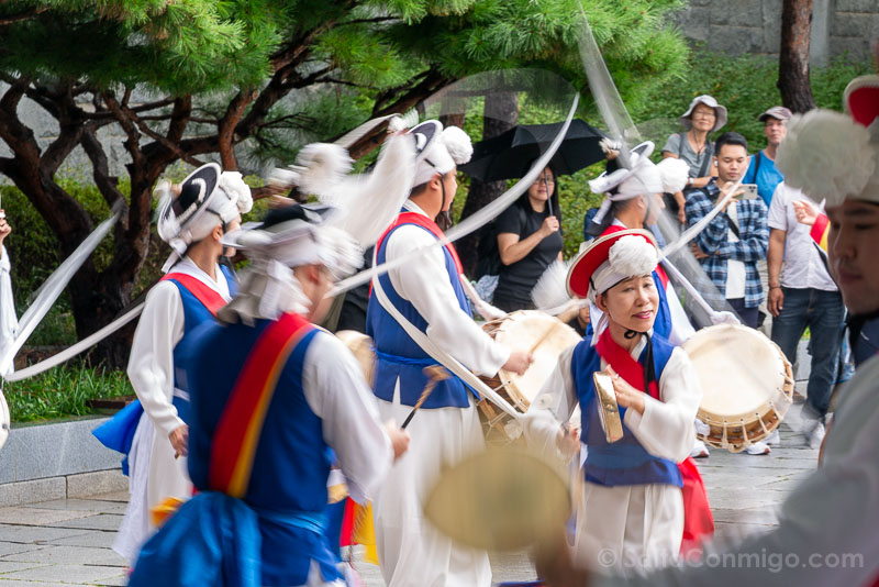 Guia para Viajar a Corea del Sur Seul Celebracion Chuseok Baile