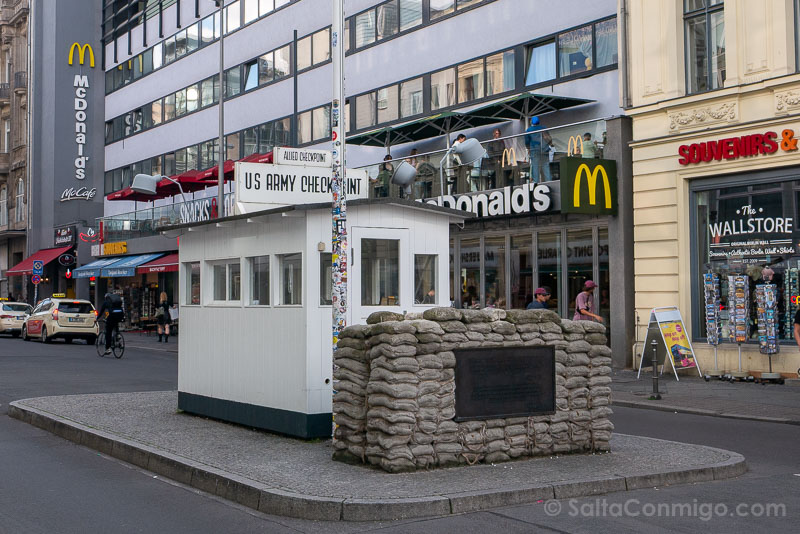 Muro de Berlin Checkpoint Charlie