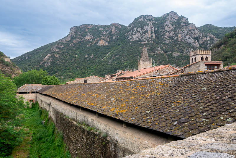 Villefranche-de-Conflent Muralla Camino Ronda