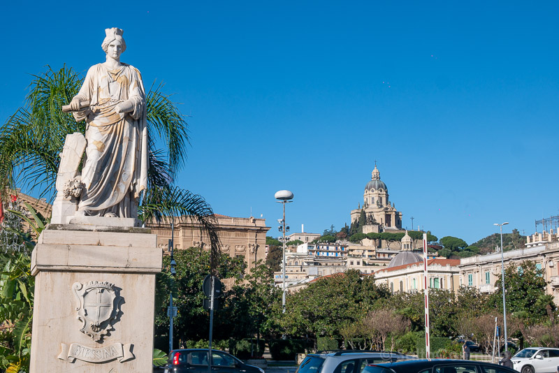 Que Ver en Messina Sicilia Piazza Unione Europea Santuario Cristo Rey