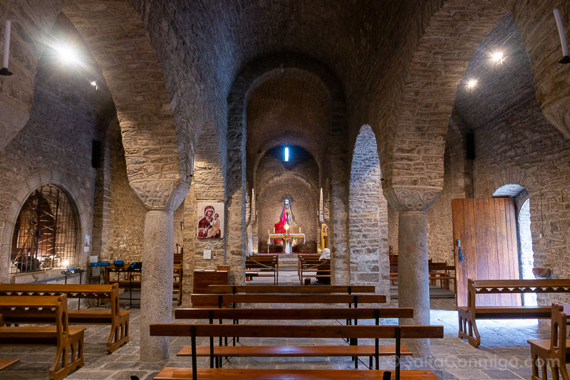 Abadia de San Martin del Canigo Iglesia Superior Interior