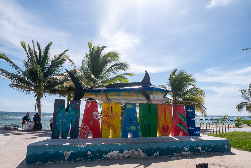 Que Hacer en Mahahual Letras
