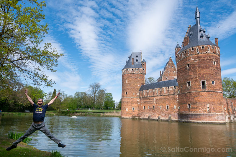 Que Ver Cerca de Bruselas Castillo Beersel Salto