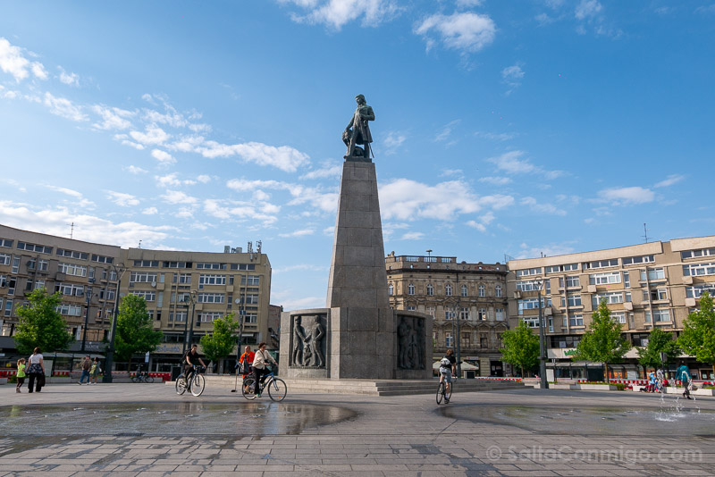 Lodz Calle Piotrkowska Polonia Plaza Libertad Monumento Tadeusz Kosciuszko