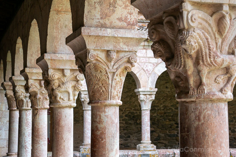 Capiteles claustro abbaye de Saint-Michel de Cuxa