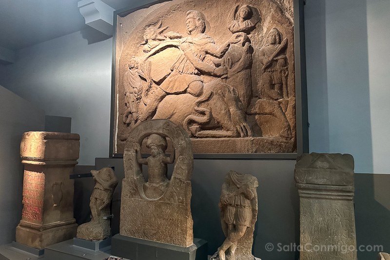 Los altares de piedra del mitreo en el Great North Museum: Hancock de Newcastle