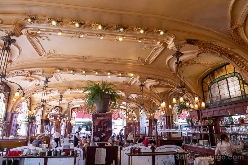 Interior de la Brasserie l’Excelsior