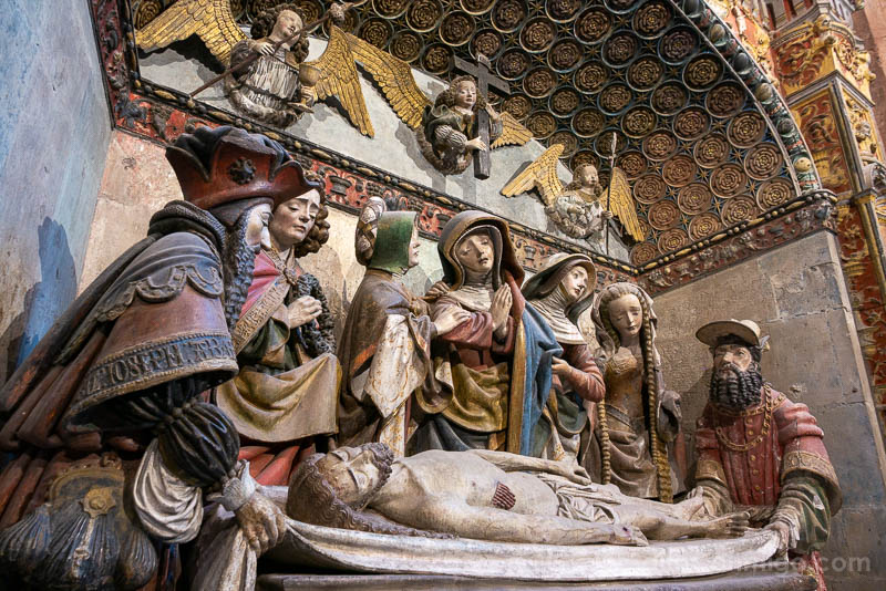 Catedral Retablo Mise au tombeau Qué visitar en Rodez