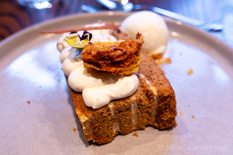 honey & buttermilk layer cake de Blackfriars Restaurant